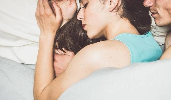 补充女人坚持做好这些事，帮助补充雌激素，或许你也能逆龄生长