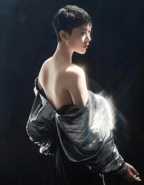 海清|13年了,海清依旧在为房子糟心?《心居》比《蜗居》更残忍