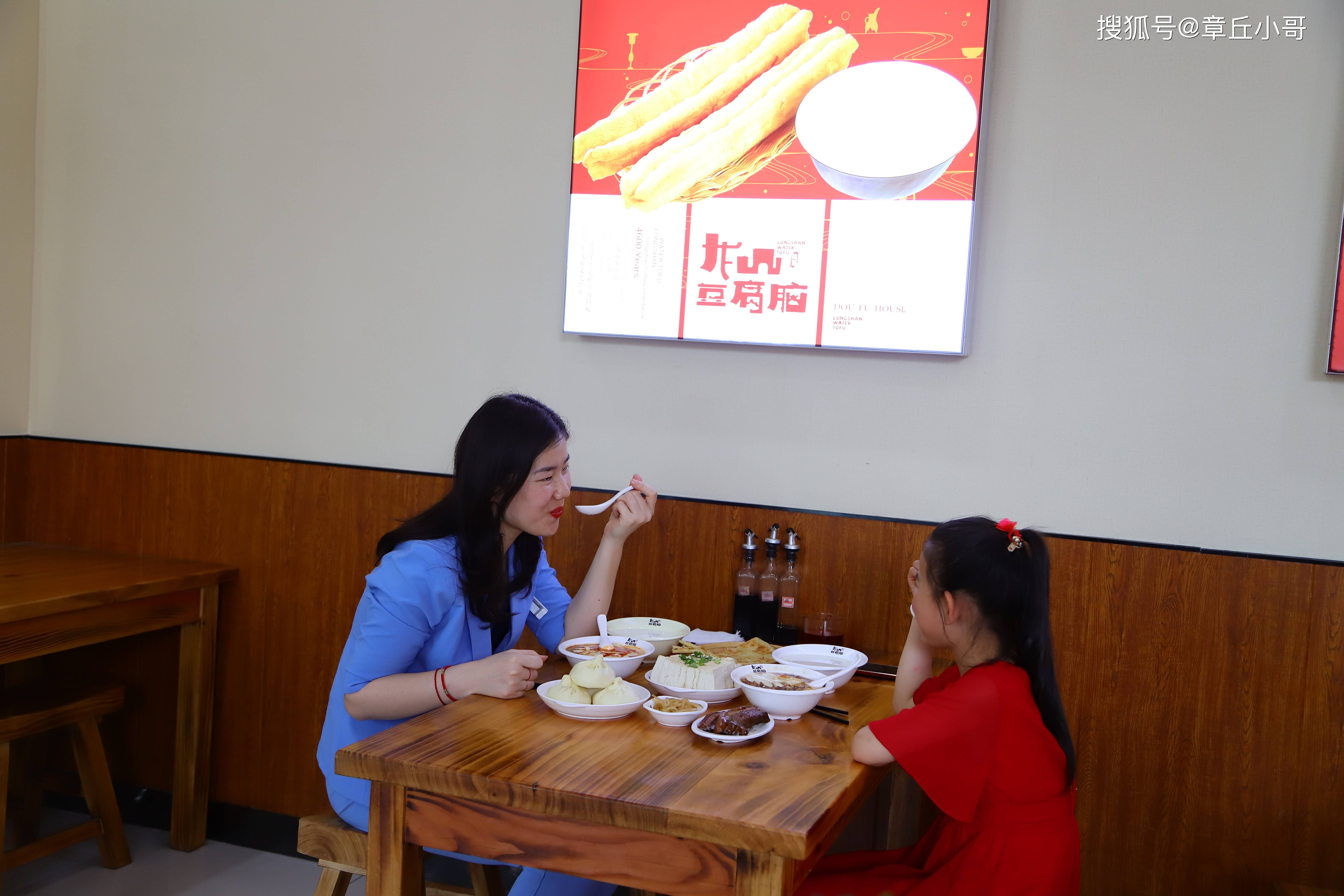 品牌|豆腐脑品牌哪个好,龙山豆腐脑怎么样