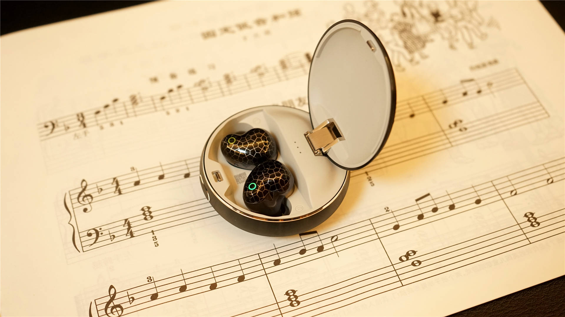 一圈两铁单元40db主动降噪魔浪hifipods蓝牙耳机体验