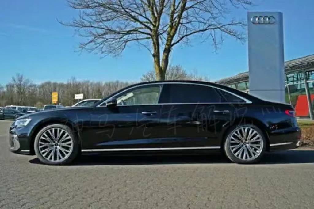 预售86万新款奥迪a8近距离实拍稳重又霸气豪华感十足