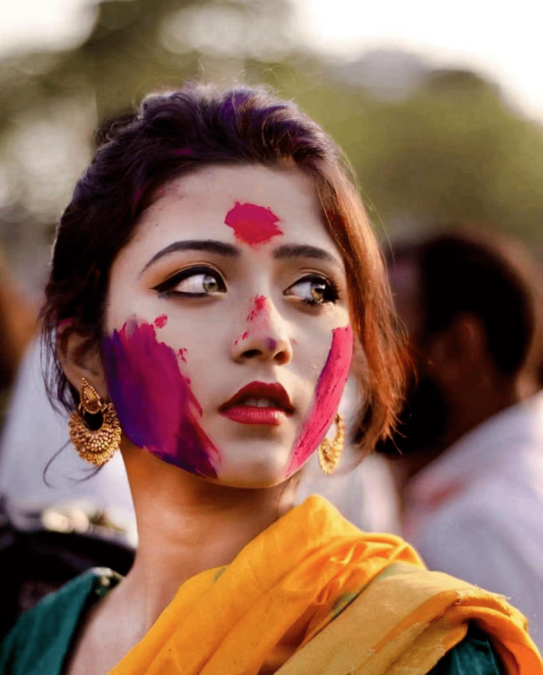 神仙小姐姐美到霸屏热搜!得知身世后,网友:高攀不起!