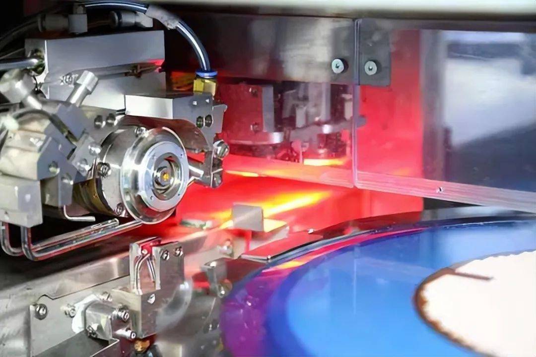 原创芯片封装硅片减薄技术对精密切割划片机提出的高要求