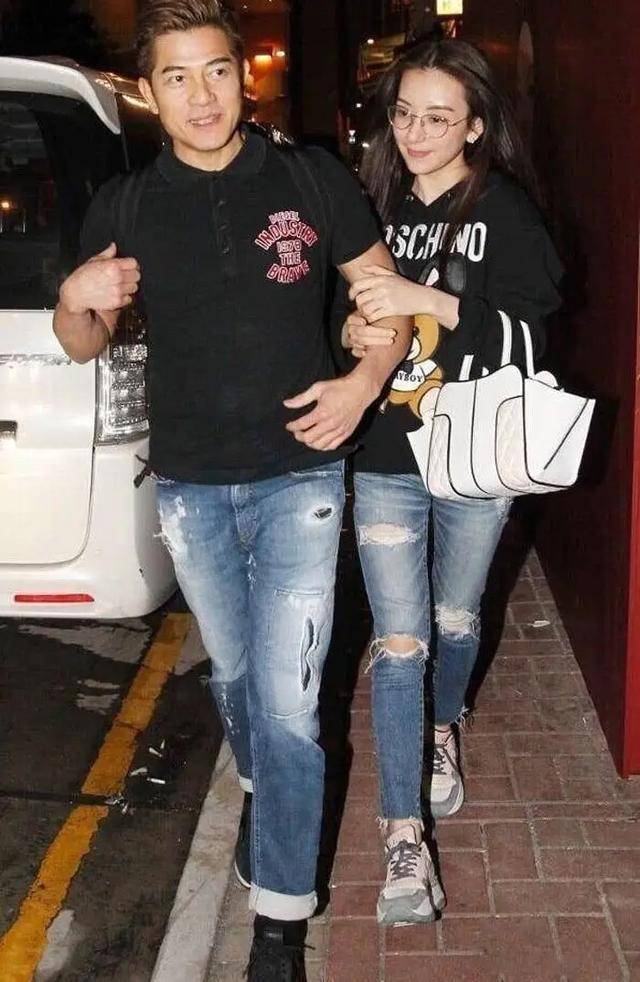 方媛郭富城以前照片 ba82907623e44dea96b9911efa696d01.jpeg