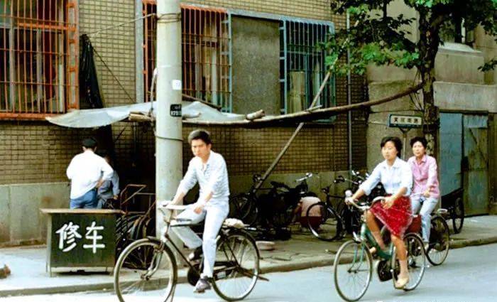 八十年代的我们是这样穿搭的