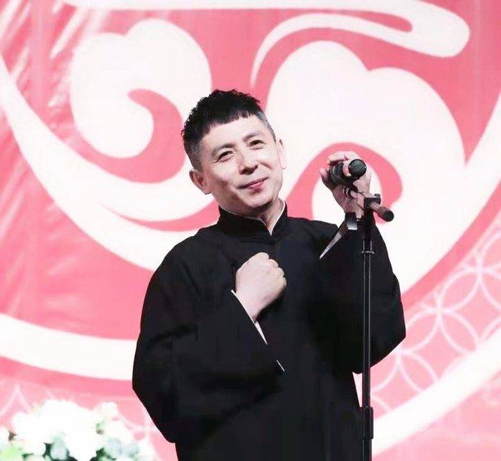 何云伟|三进三出德云社，栽赃搭档是内奸，赵云侠为何还能被郭德纲接纳？？