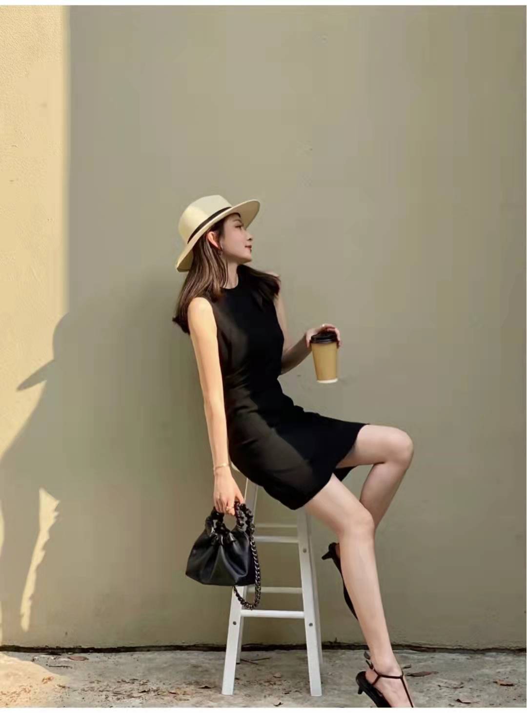 法式小黑裙搭配什么鞋子好看