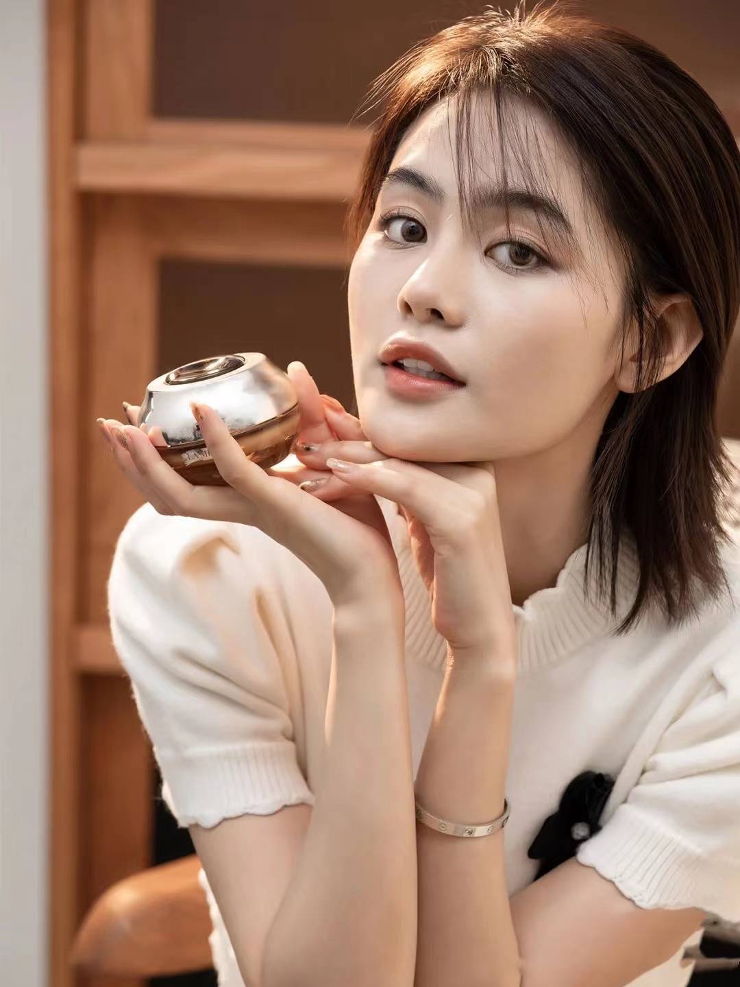 进行护肤品乳化是什么意思，如何正确乳化护肤品？什么护肤品需要乳化