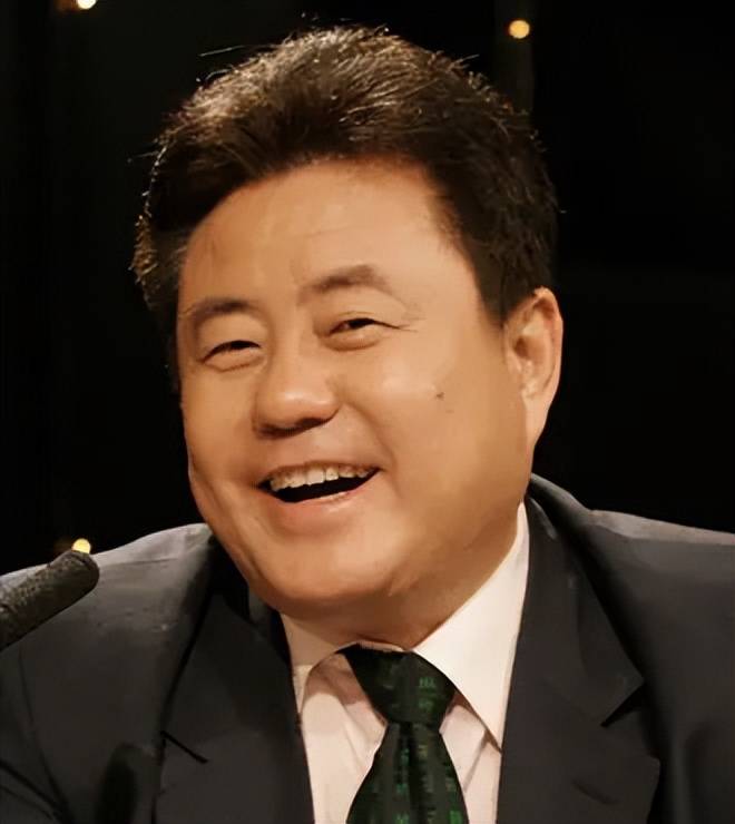 同这年的8月31日,两人的爱情结晶出生了,徐沛东为取名"徐唱".