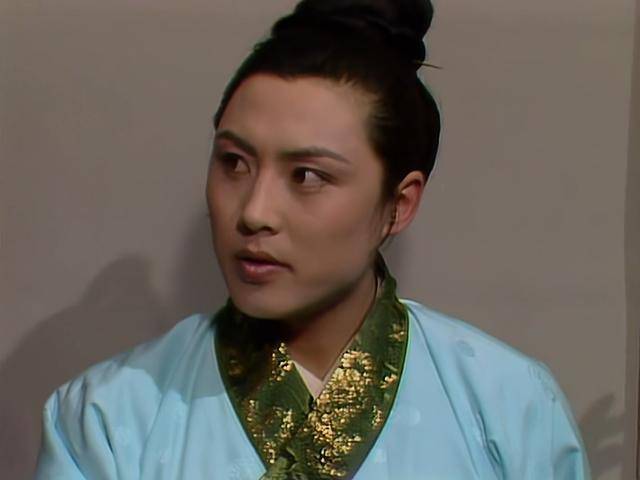 红楼梦:贾琏才是嫡长孙,为何最受宠爱的人是贾宝玉?_贾母_林黛玉_贾政