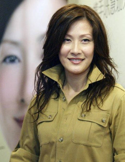 下巴TVB钟爱长脸女星？有人端庄大气，有人造型拉胯变“苦瓜脸”！