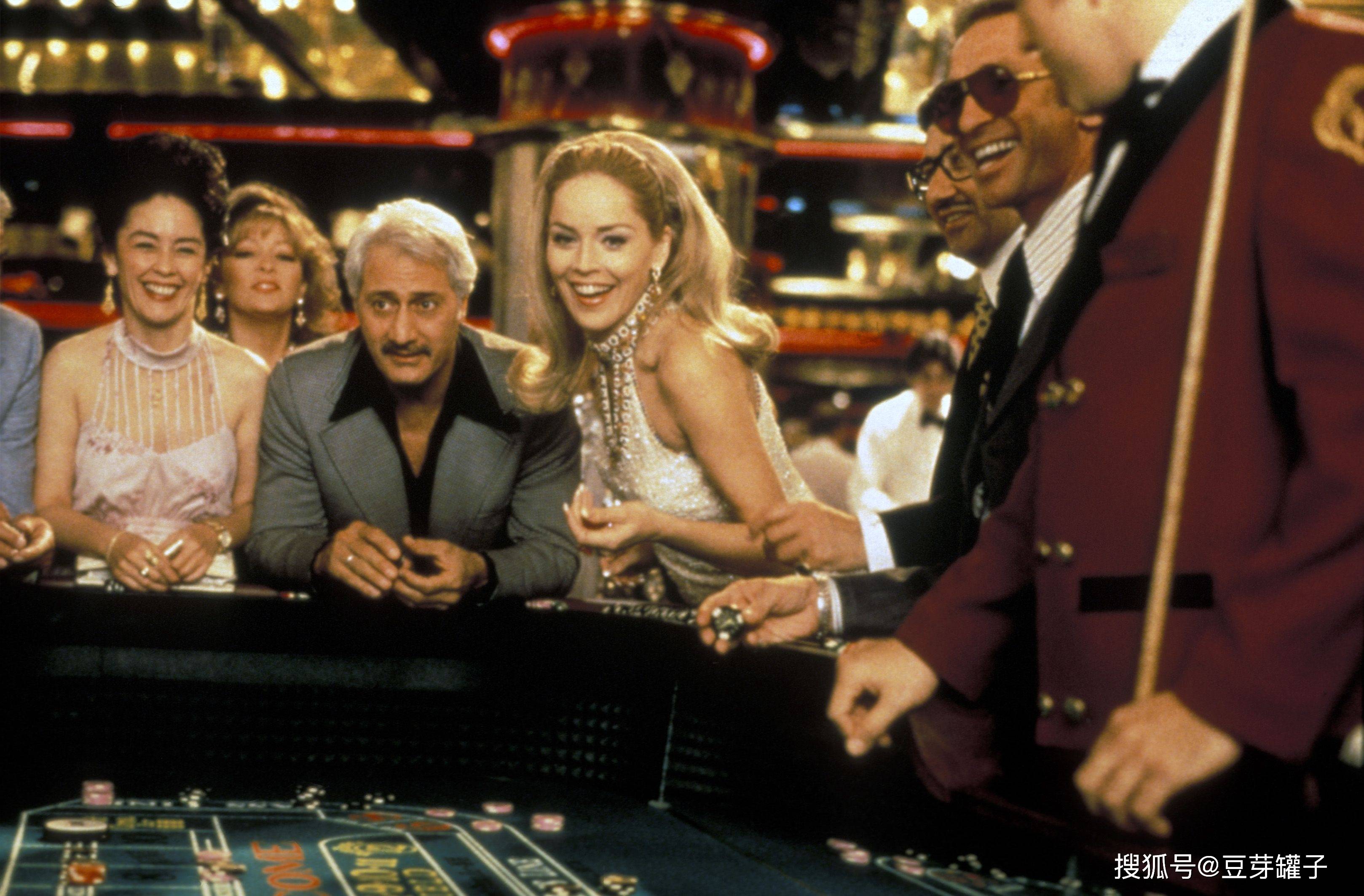 67《赌城风云》,揭开赌场内幕的史诗电影,复杂又精致的经典之作