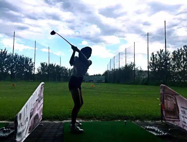 世界银行金融分析师回国创业 她都投资了啥_工作_张佳琪_世行