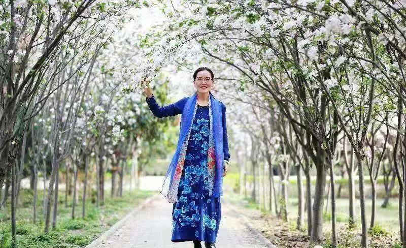 热点作家顾晓蕊素心女子用笔画心中原作家