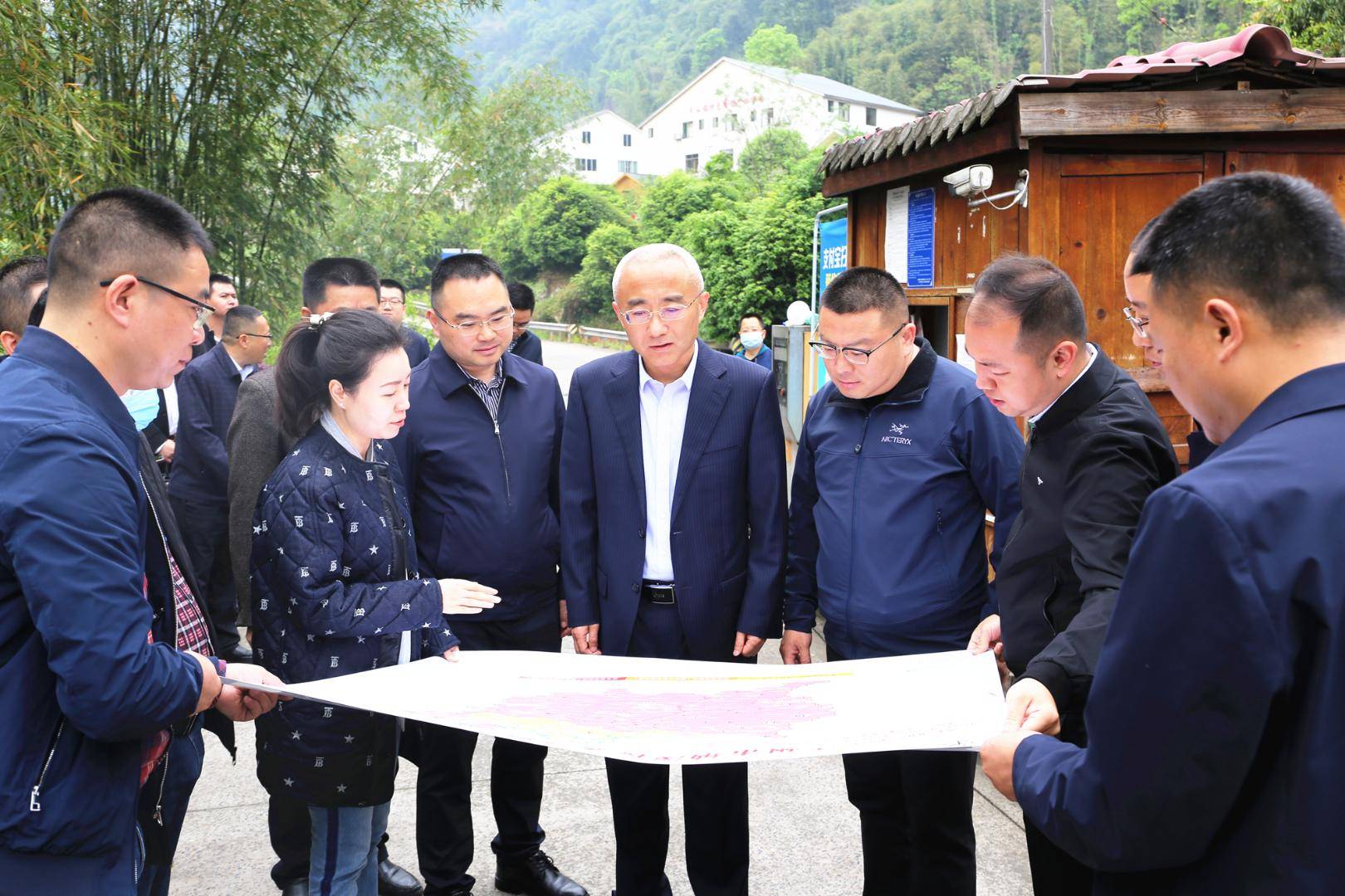 市委常委组织部部长曹斌带队督导纳溪区森林防灭火工作