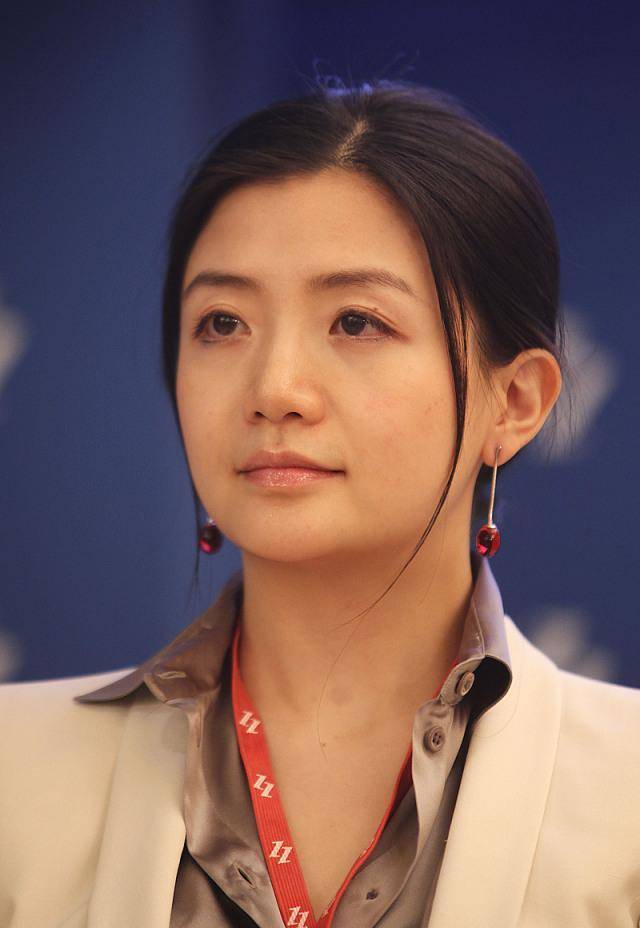 个个身价不菲,一个40未婚,一个曾是中国首富_宗馥莉_杨惠妍_纪凯婷