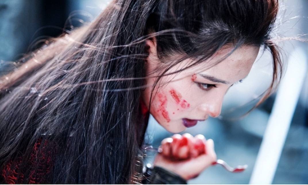 影视剧中的这些战损美人杨幂李沁刘亦菲你最能get到谁