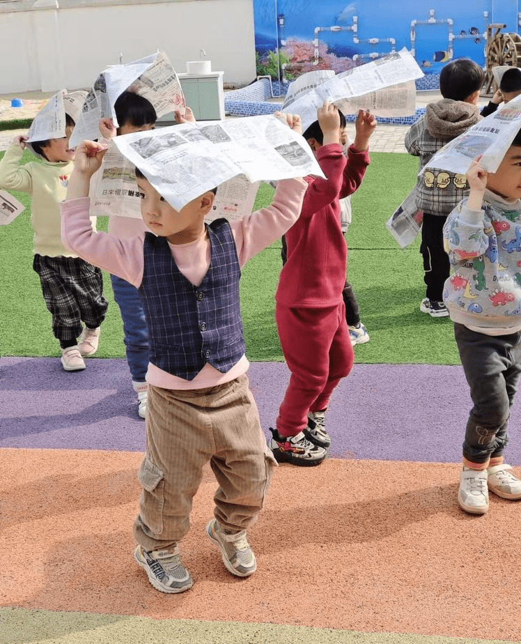 安徽阜南于集乡中心幼儿园报纸大战好玩的报纸