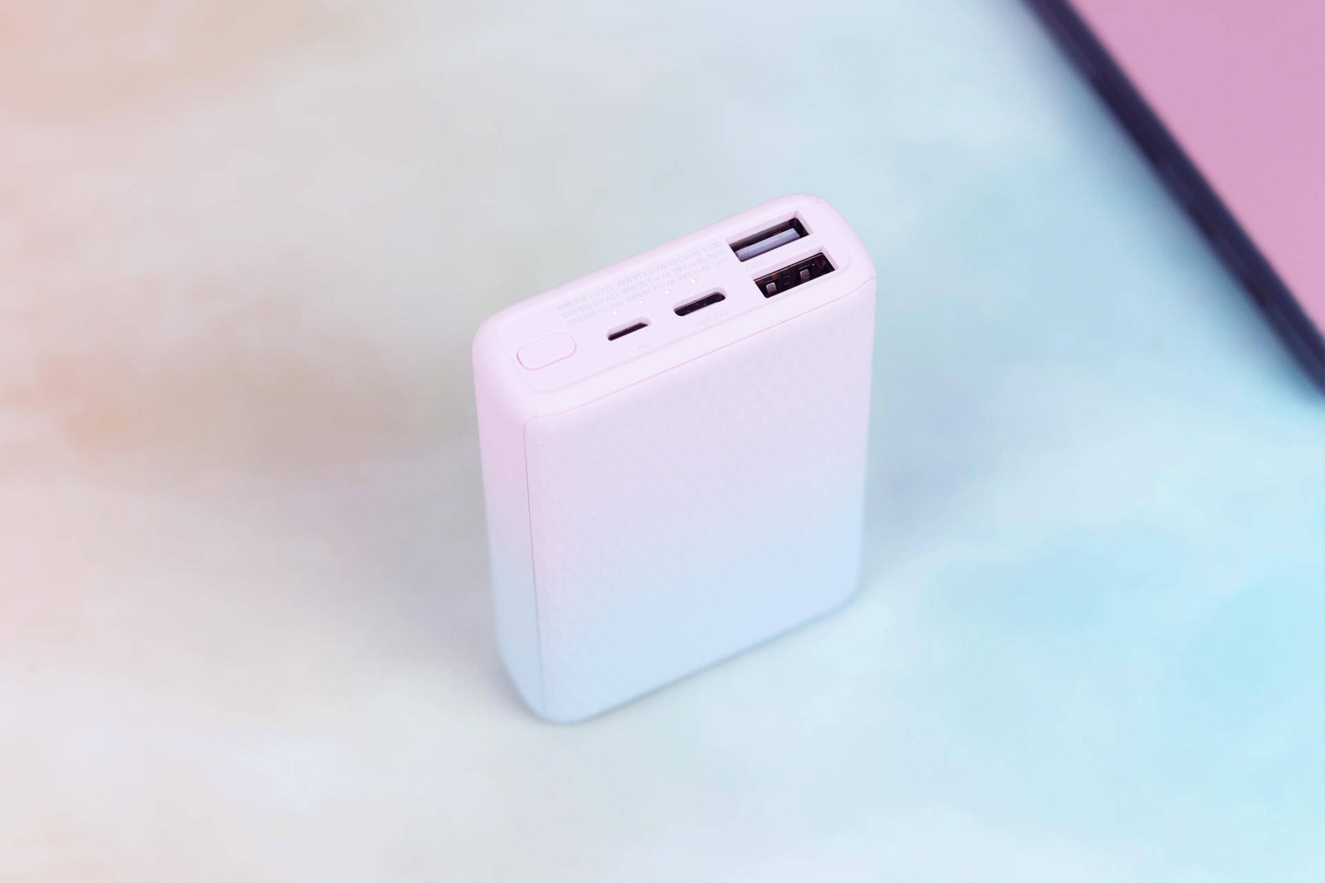 紫米充电宝新品开箱粉蓝梦幻机身双口快充漂亮得不像实力派