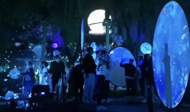 “沐春风静初三日，俪行白鹿趁年华”白鹿原上文化游