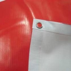 拉布灯箱的画布采用内光刀刮布,宝丽布等材质,喷绘效果不佳.