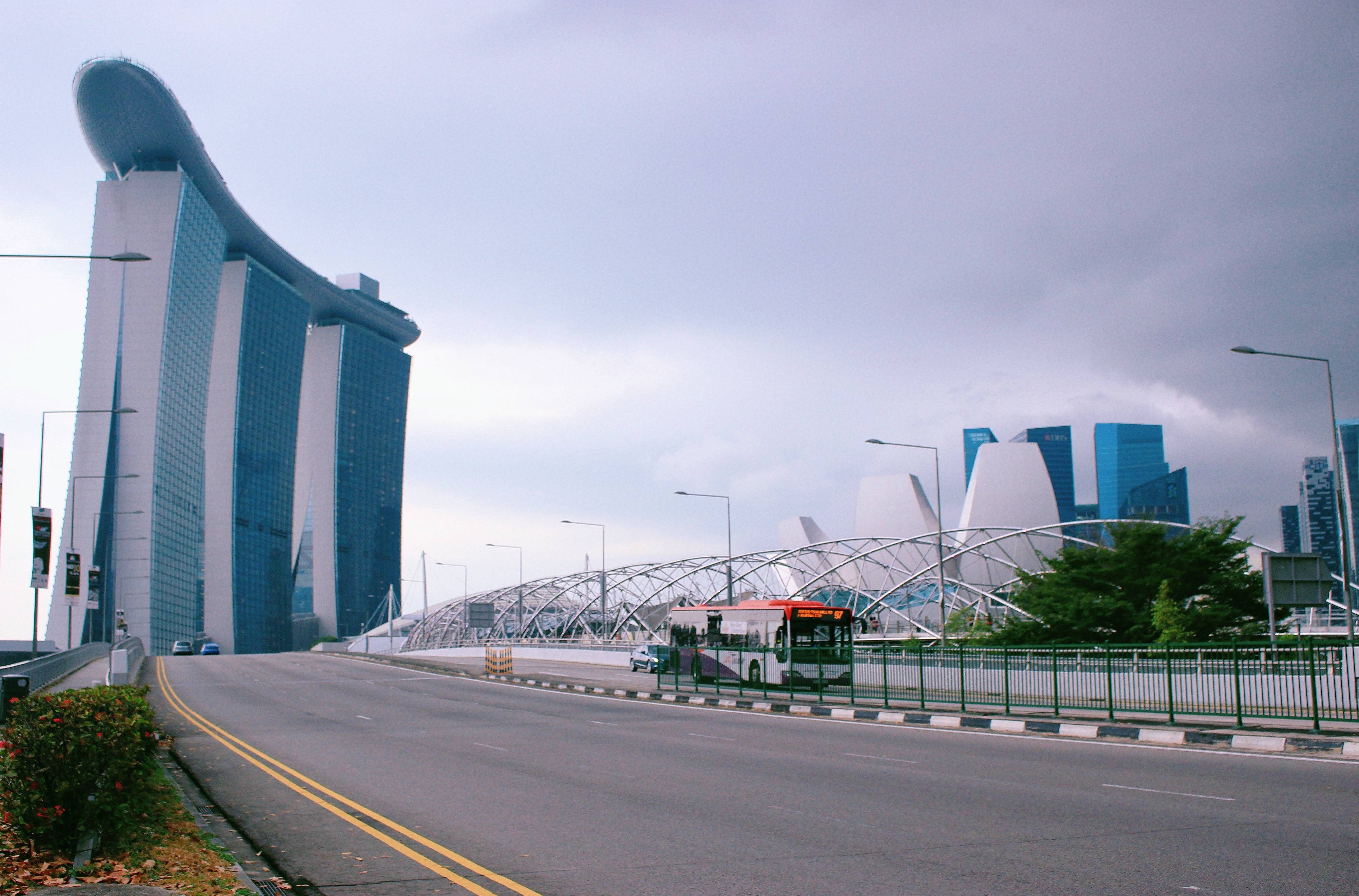 东南亚唯一的发达国家，整个国家只有一个城市，中文是官方语言_搜狐网