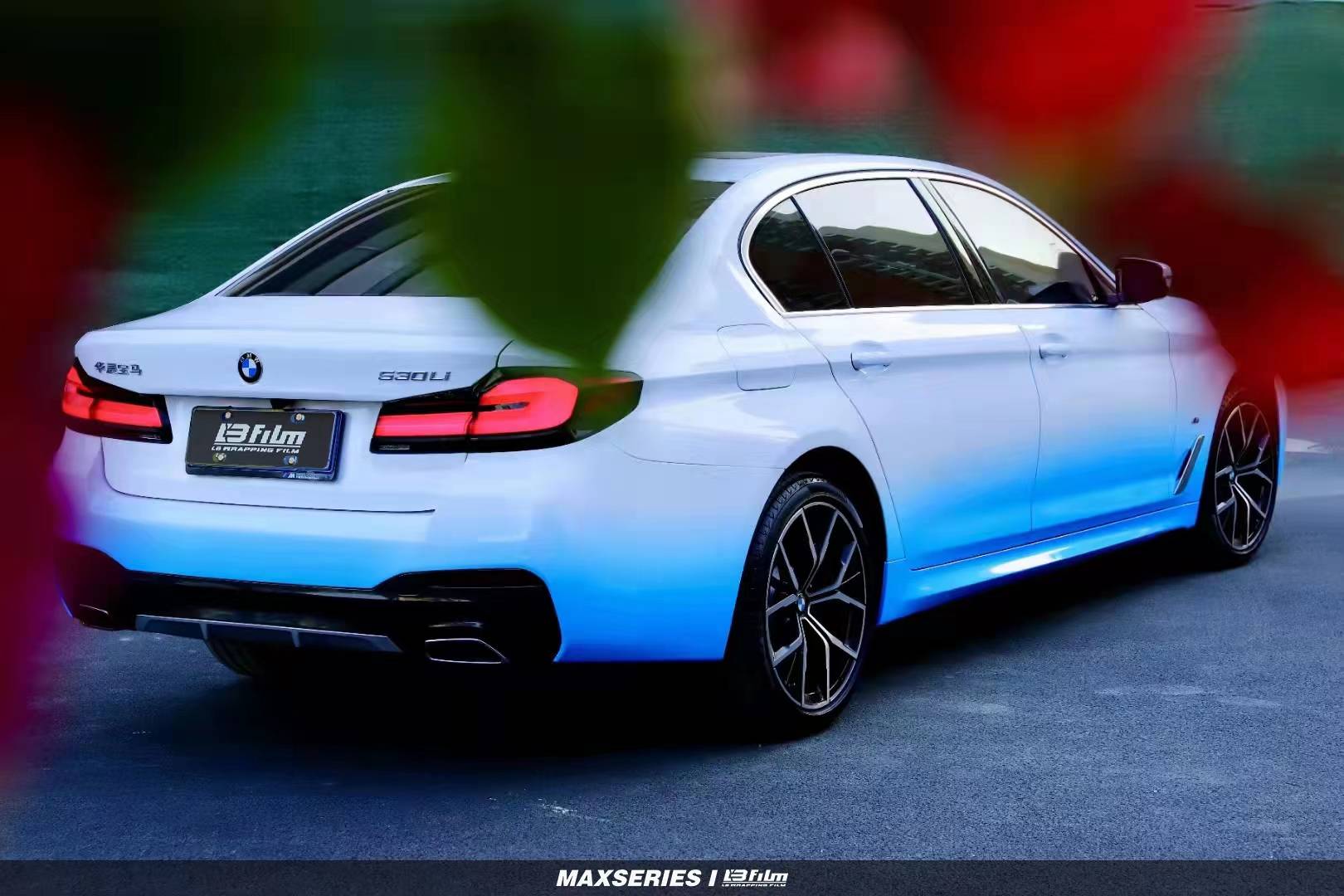 涂装定制膜宝马5系渐变白变蓝彩绘设计改色膜lbfilm
