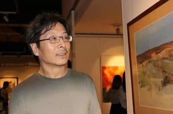 冷军画烂牛角,正的卖483万反的卖19万,放大10倍一个细节定成败_寓意