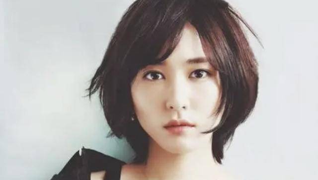 gakki是谁?《逃避虽可耻但有用》讲了什么?