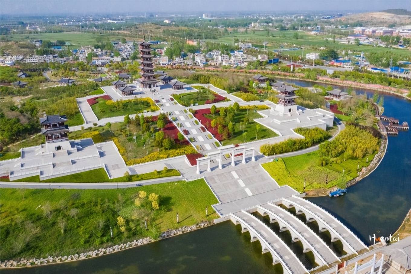 原创安徽小县城灵璧因假山奇石而出名适合春游踏青