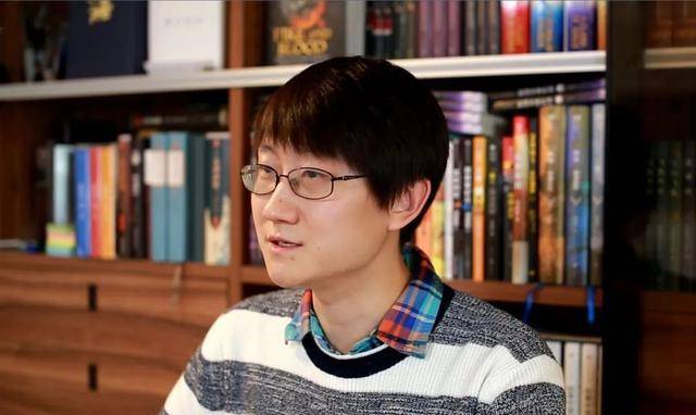 我可能是全网唯一敢洗白程心的up主玫瑰叔专访_系列_视频_因为