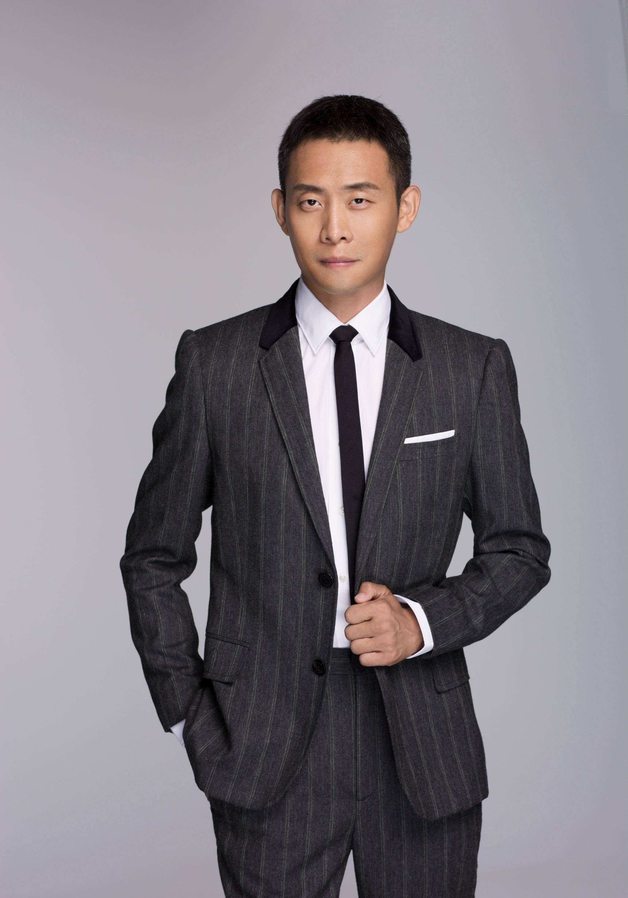 张译受不了前女友的嫌弃,40岁获影帝,娶二婚女主持进门_成功_电影