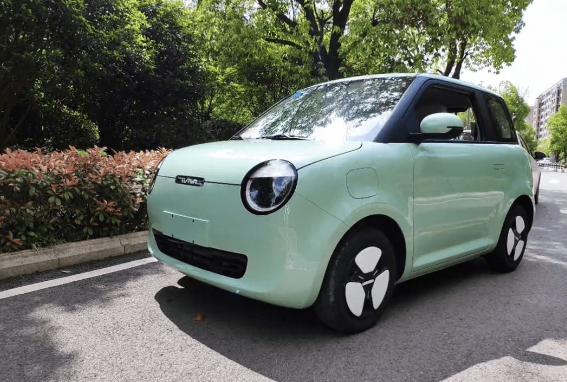 长安糯玉米实车曝光配悬浮大屏300km续航或归属深蓝品牌