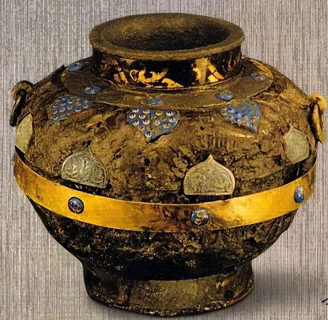 关于古代漆器,是时候扫除一下刻板印象了_装饰_器物_汉代