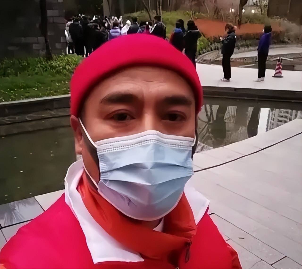 明星防疫生活:多名演员化身志愿者,林思意深夜救助待产孕妇_疫情