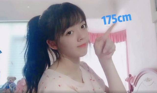 小魔仙美雪近照曝光,如今15岁,身高就有175,这腿长绝了_刘黛希_赵今麦
