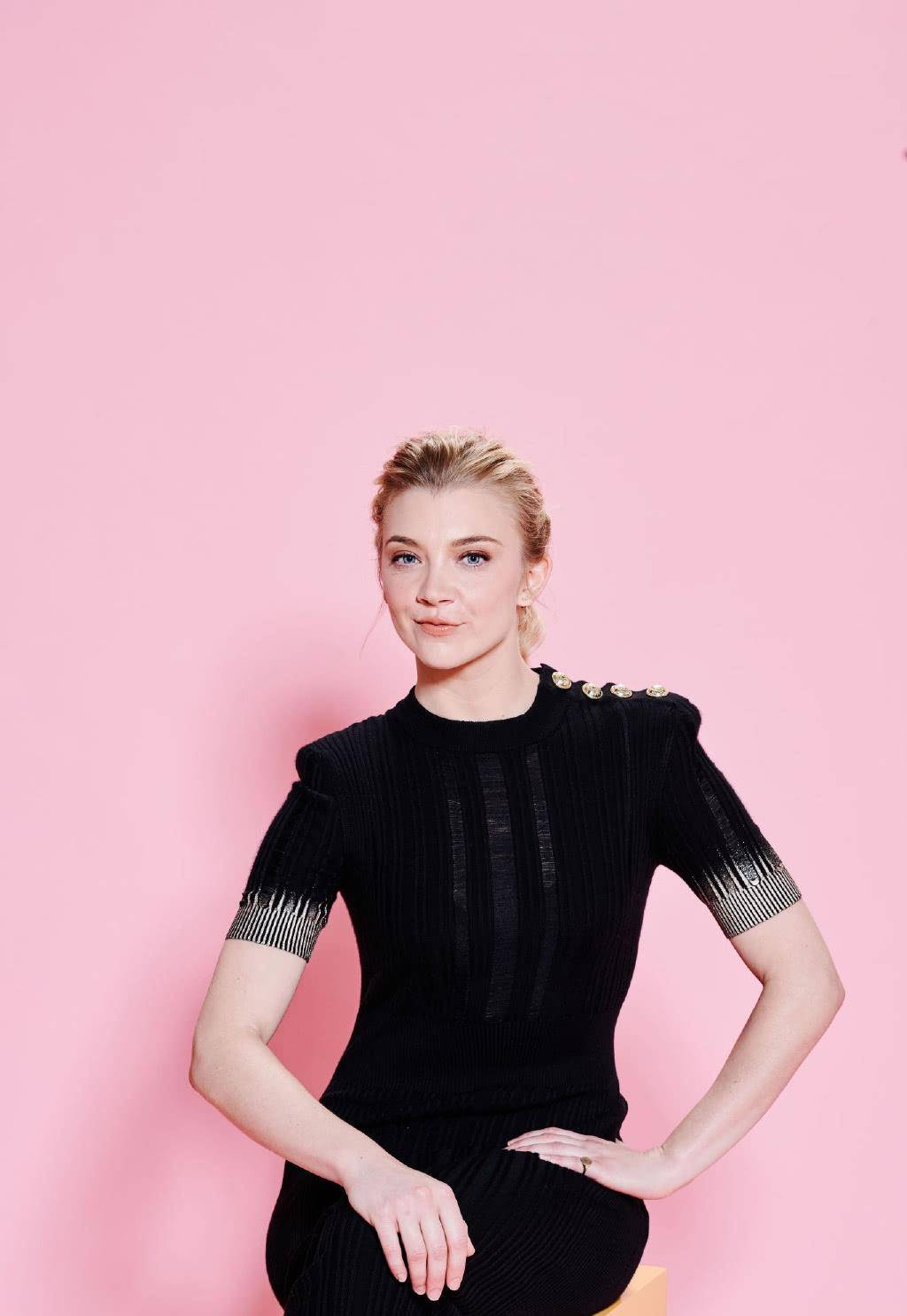 原创太美了38岁娜塔莉多默尔新写真曝光不愧是权游第一美人