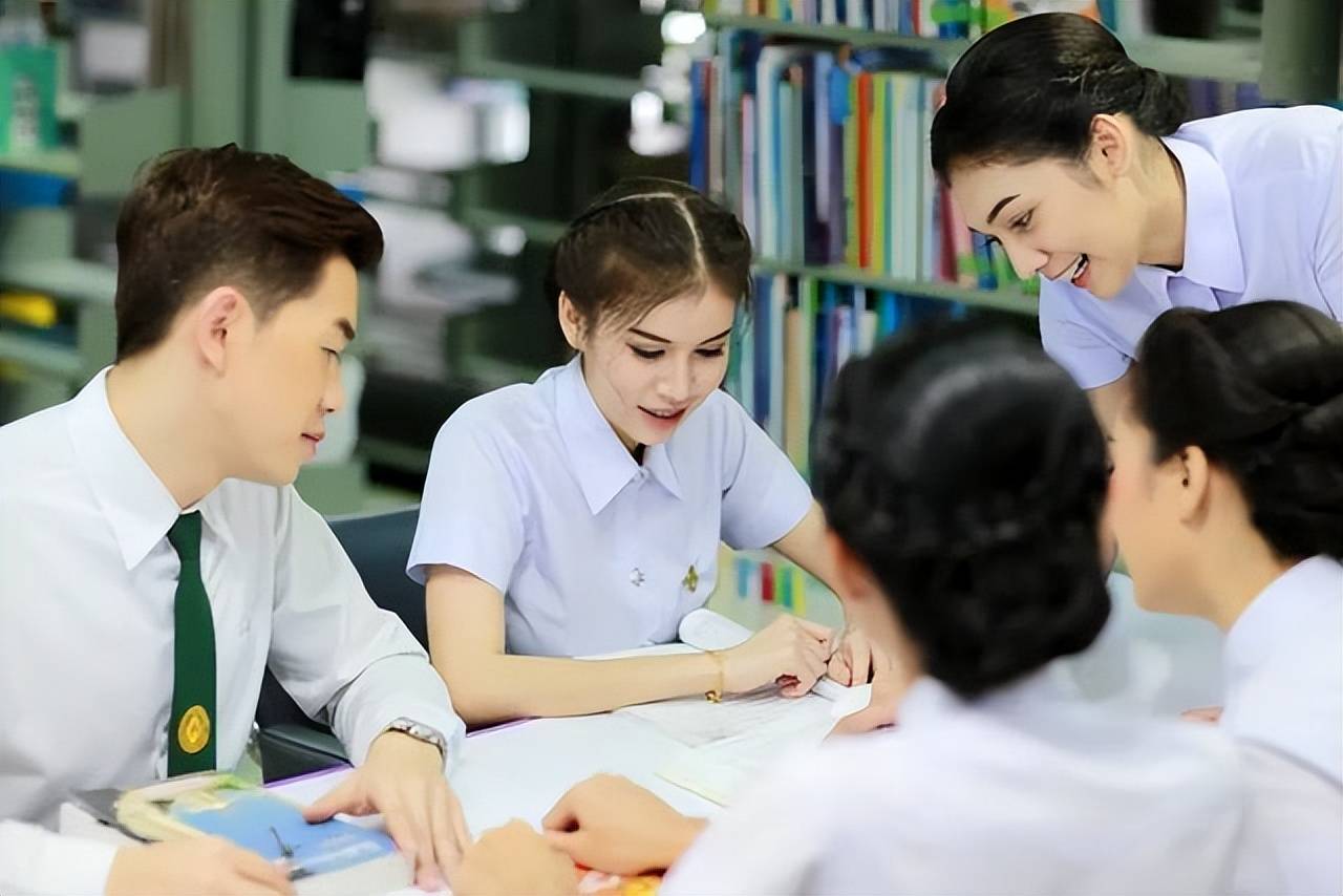 泰国留学|留学生报考人数最多的专业汇总_欧美来_行业_旅游