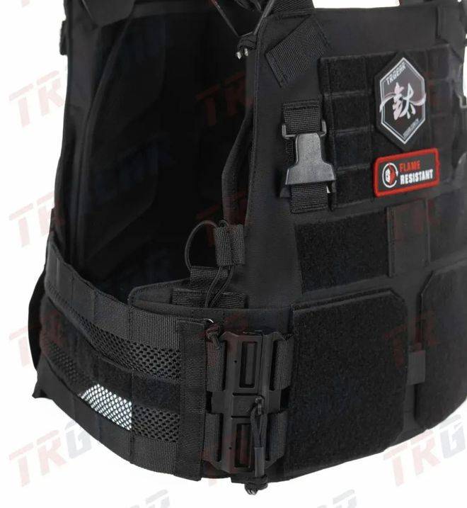 蓝剑突击队羊城突击队特警标配的国产战术背心再次迎来升级3级以上