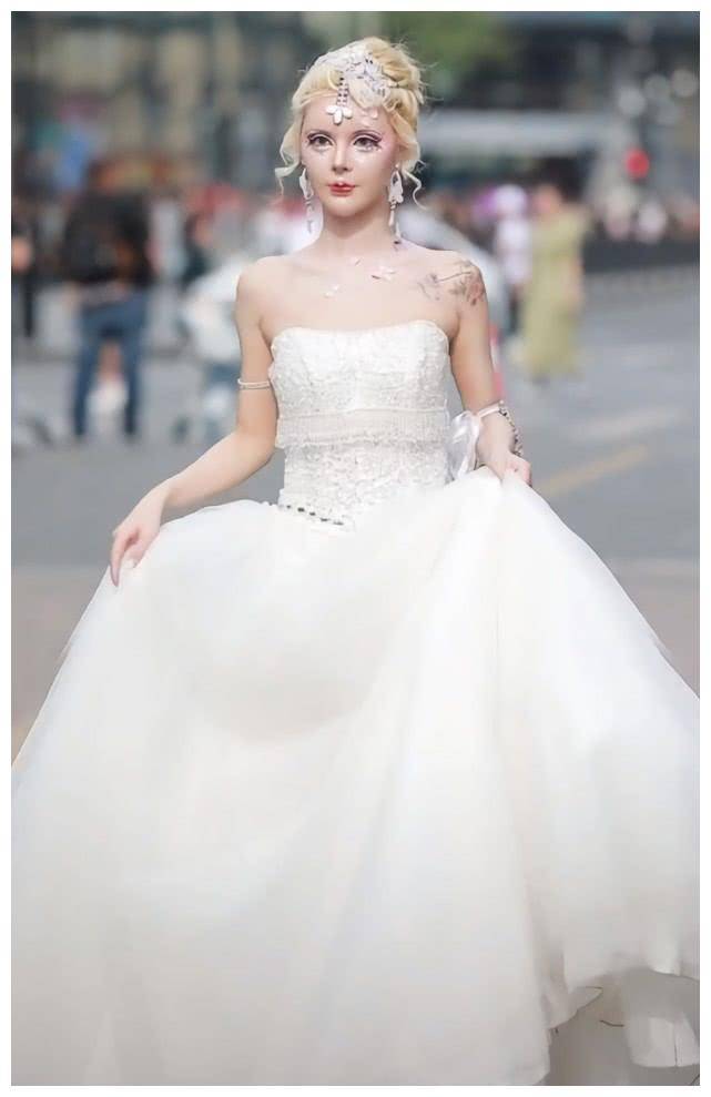 原创以前我以为芭比娃娃都是假的直到看到迪丽拉五官精致