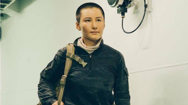 原创红海行动落下病根的蒋璐霞今露脸特战荣耀又抽中王炸