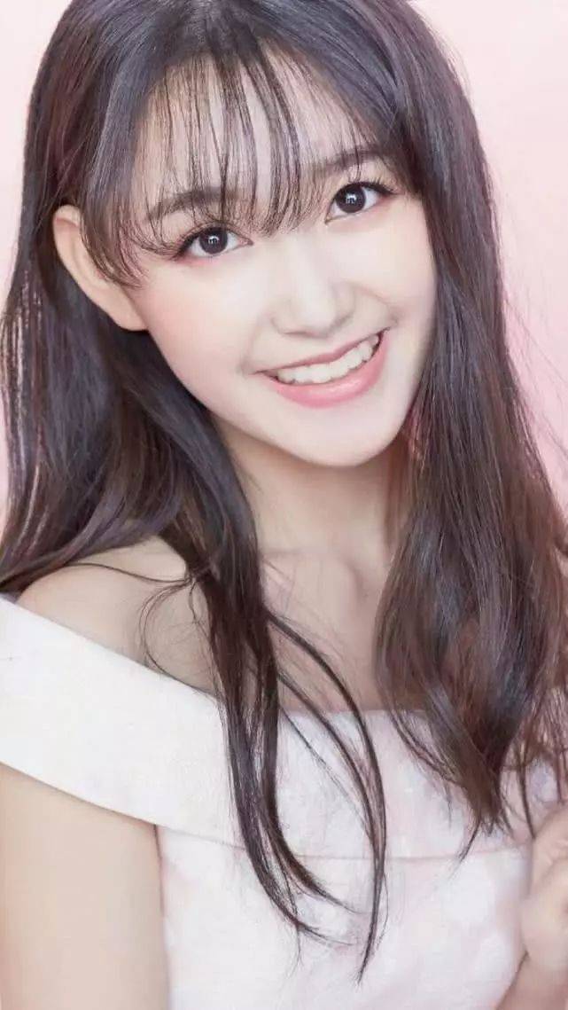 四美,蒋依依垫底,谭松韵第二,最美不是雪迎而是她_百草_表演_曲向南