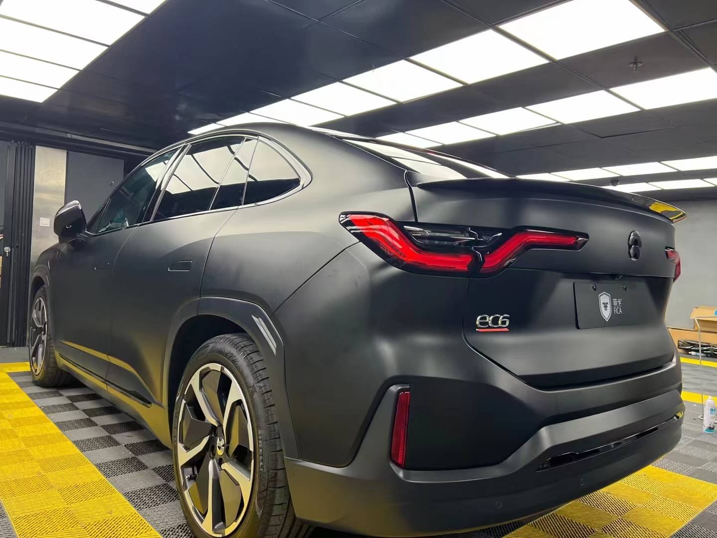 蔚来ec6全车贴膜菲卡改色膜陶瓷黑