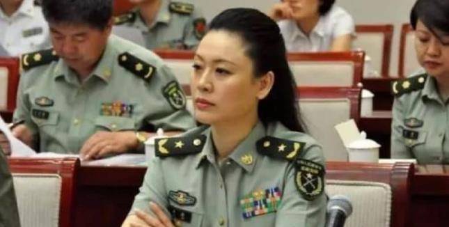 现役女少将刘敏,人称中国最美“女将军”,她究竟有多美?_文艺兵_军队_贡献