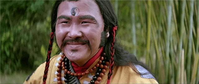 1980年,洪金宝创立“宝禾”,开拍《鬼打鬼》,僵尸片成功破圈!!_恐怖片_喜剧片_电影