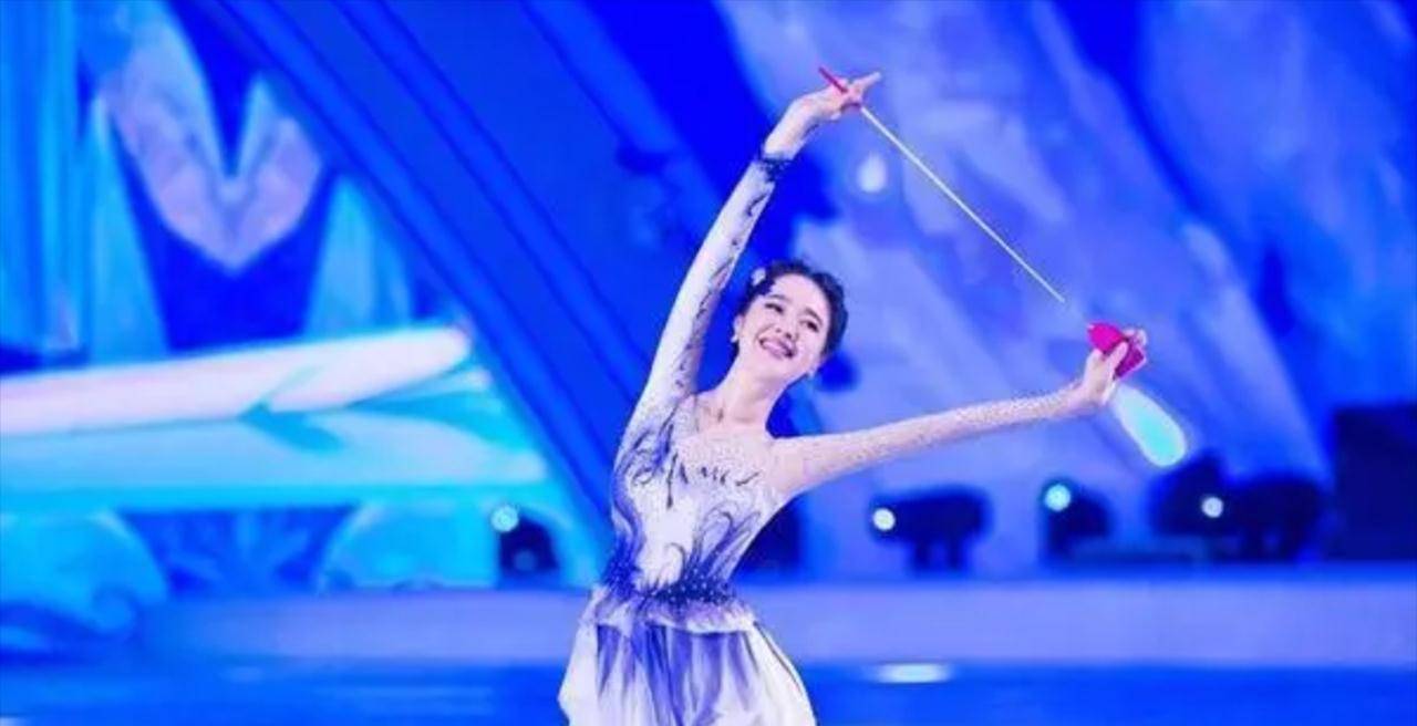 奥运最美项目,纵观我国体坛,体操名将数不胜数,比如体操王子李宁,程菲