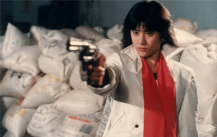 了不少影片,如《天使行动》,《力王》,《霸海红英》,《轰天密令》等