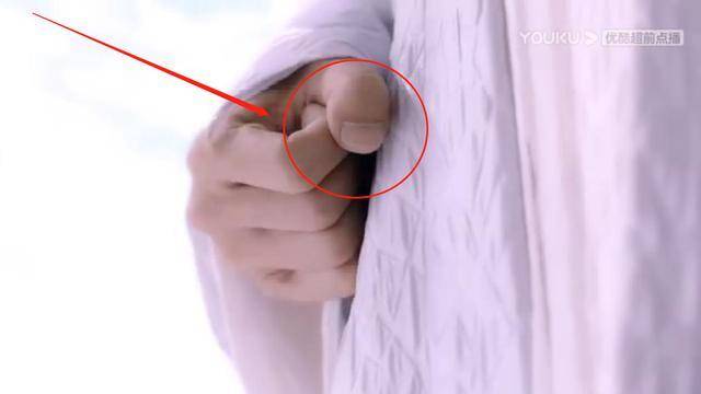 刘学义太绝了古装也能穿出破碎美凌乱又迷离谁受得了