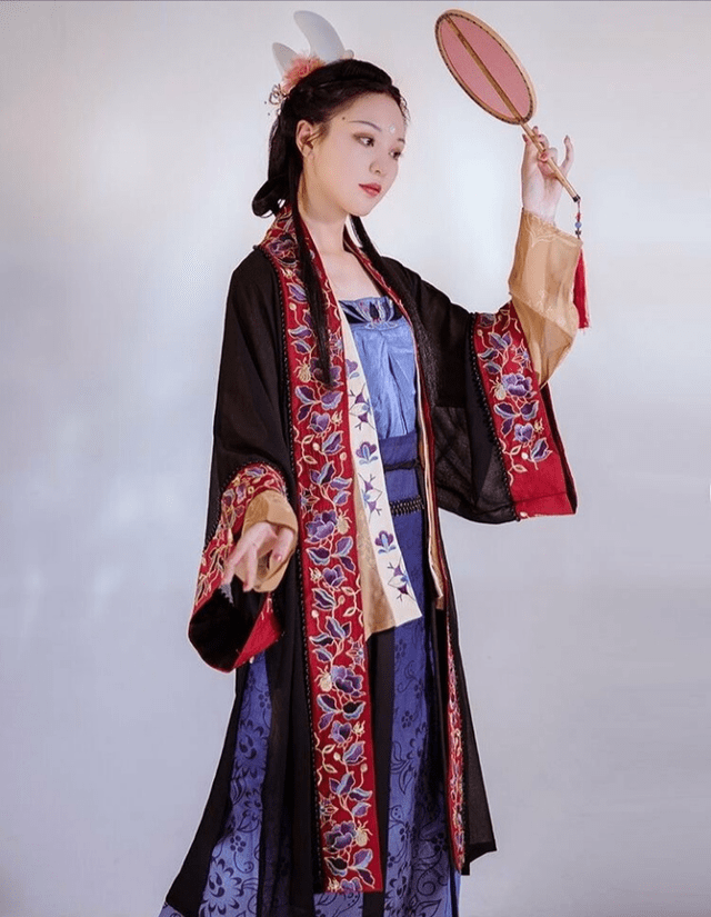 原创宋制汉服之长褙子可帅气可甜美简约百搭风格多变汉服娘必备