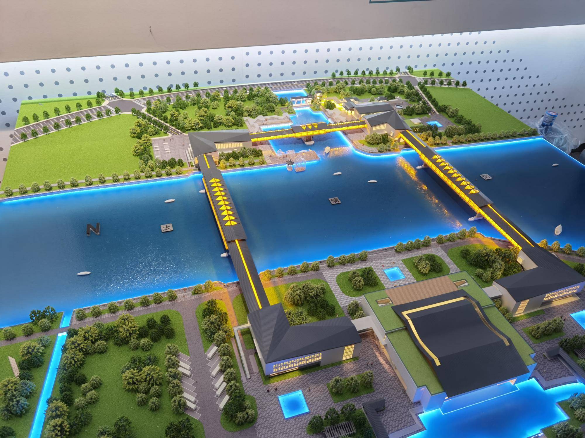 尤其是被誉为"长三角示范区核心中的核心"的江南水乡客厅,最近可谓